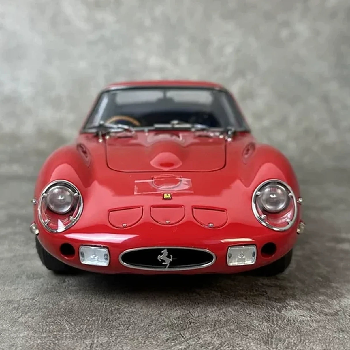 CMC Ferrari 1962 250 GTO Red 1:18 – Sammelobjekt aus Druckguss