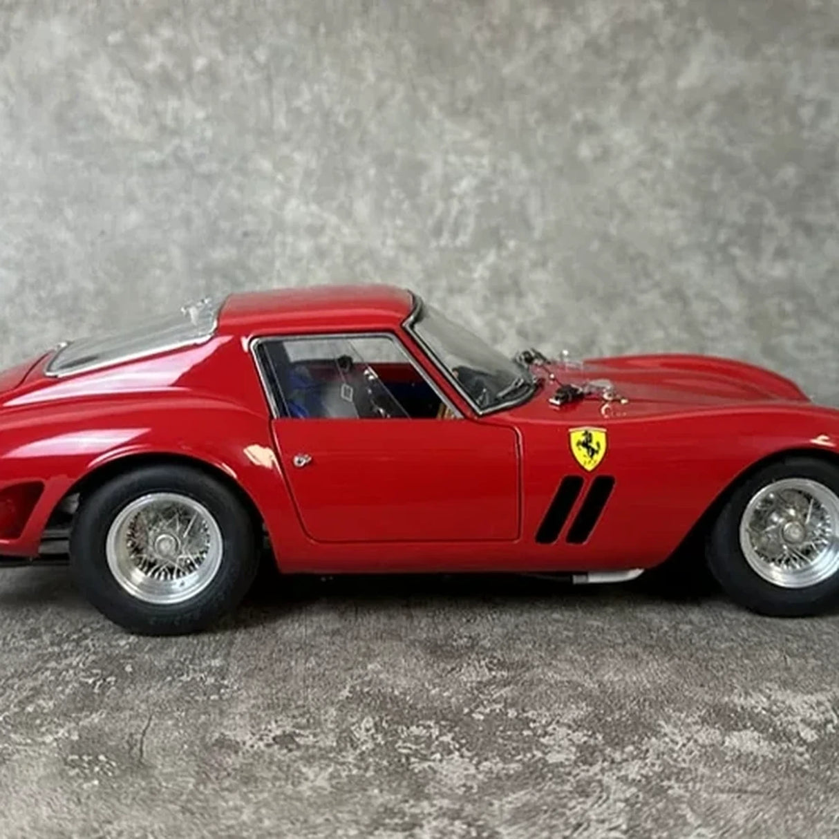 CMC Ferrari 1962 250 GTO Red 1:18 – Sammelobjekt aus Druckguss