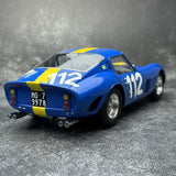 Ferrari 1962 250 GTO #112 Blau and Gelb 1:18 Targa Florio 1964 Druckguss-Sammlermodell von CMC - Ansicht 7