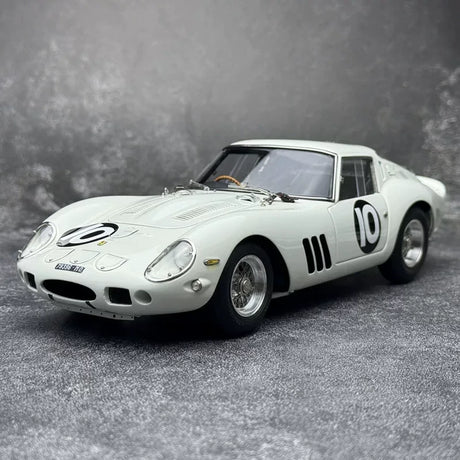 Ferrari 1962 250 GTO #10 Bianco Speciale 1:18 Tourist Trophy diecast collectible model by CMC - view 2