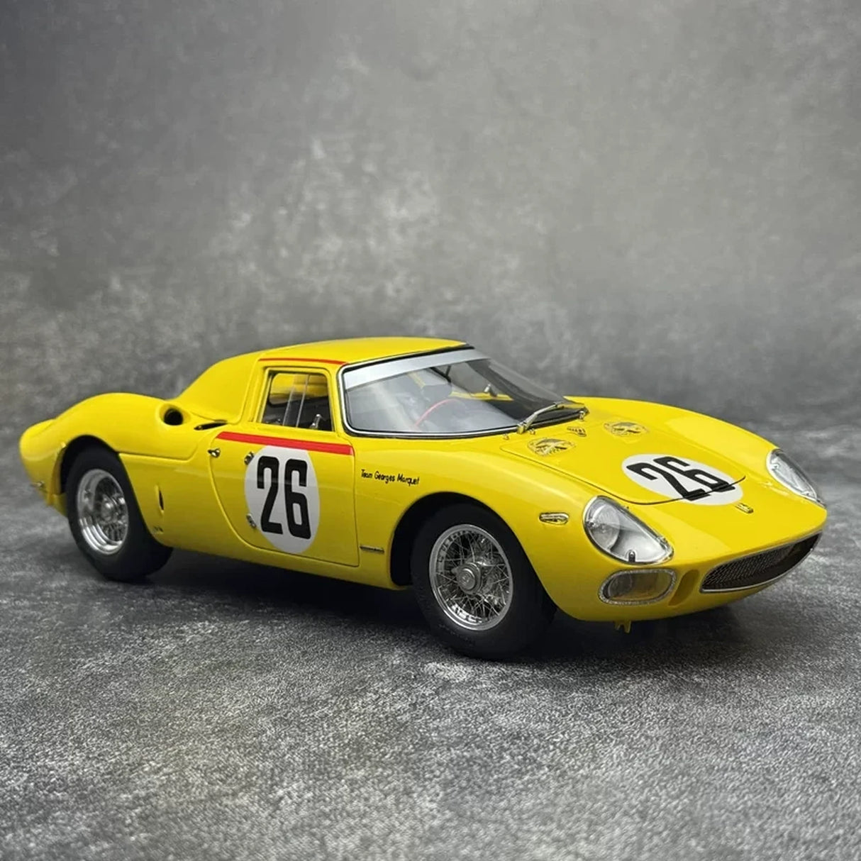 Ferrari 1965 250 LM #26 Gelb 1:18 2nd 24h Le Mans Druckguss-Sammlermodell von CMC - Ansicht 10
