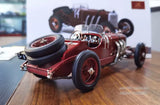 1:18 Mercedes-Benz 1931 SSKL #28 Red model car by CMC - view 5