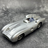 [CMC] 1:18 Mercedes-Benz 1954 W196R Streamliner Hans Herrmann Signed Edition Silver Model Car Die-Cast