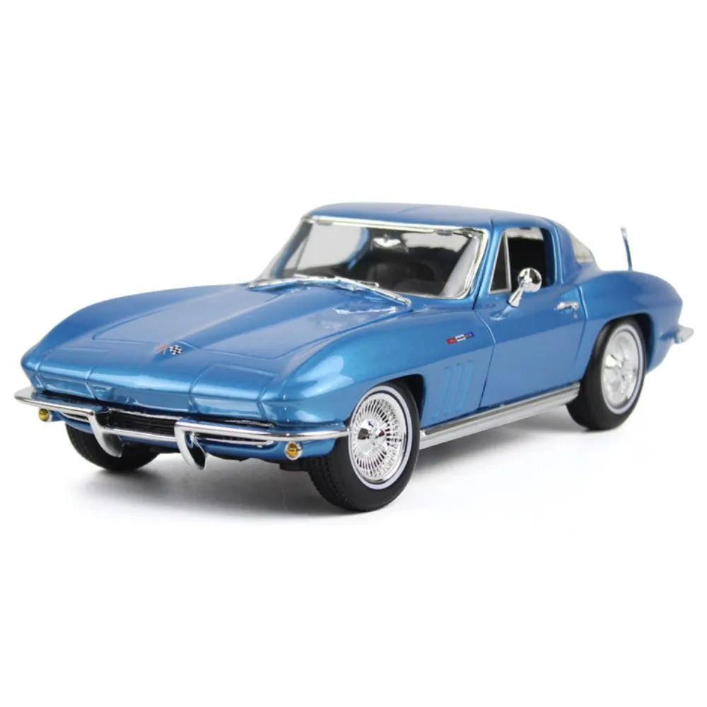 1:18 Chevrolet 1965 Corvette Die Cast Model Car