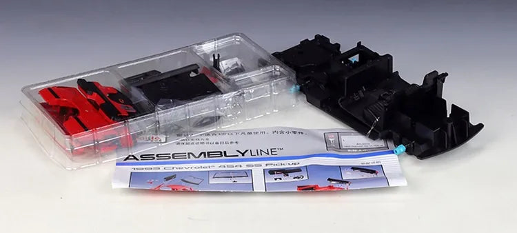 1:24 Assembly Line Chevrolet 1993 454 SS Pick-Up Die Cast Model Car