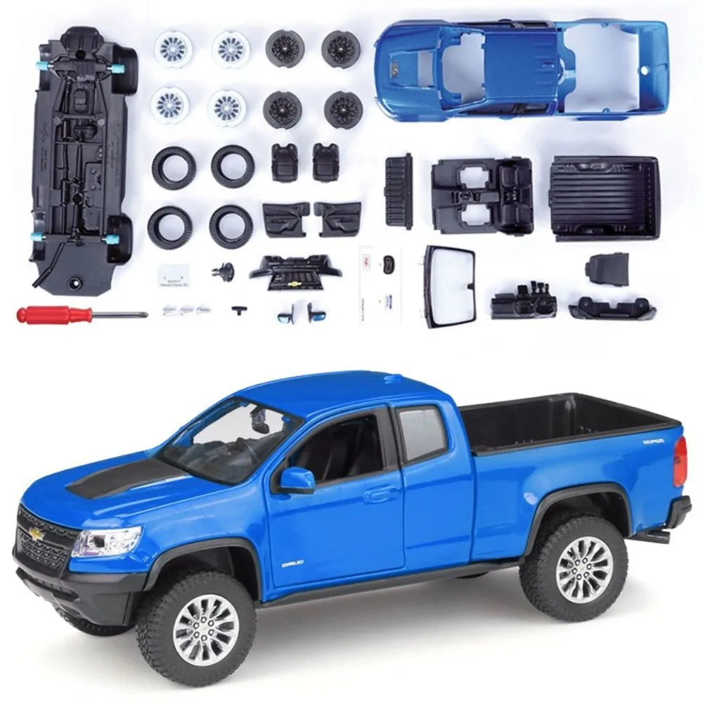 1:24 Assembly Line Chevrolet 2017 Colorado ZR2 Die Cast Model Car
