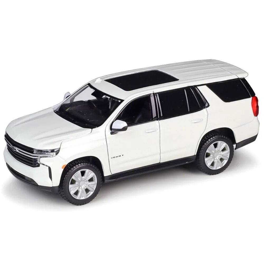 1:24 Chevrolet 2021 Tahoe Die Cast Model Car
