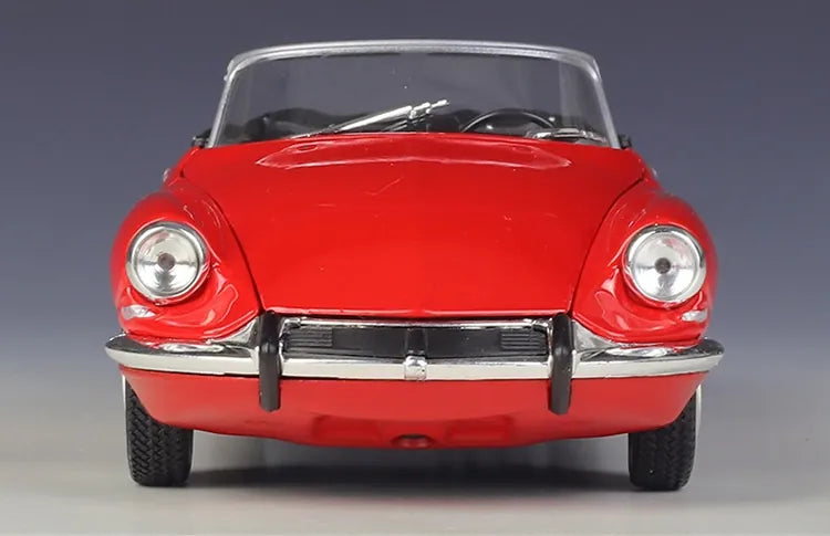 1:24 Citroen 1955 DS 19 Cabriolet Die Cast Model Car