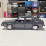 [Conrad] 1:43 Volkswagen 1984 Passat GLS Hatchback Blue Model Car Die-Cast