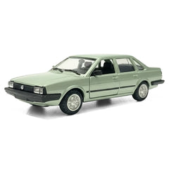 [Conrad] 1:43 Volkswagen 1984 Santana GL Green Model Car Die-Cast