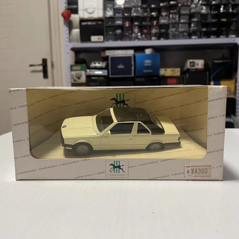 [Cursor] 1:40 BMW 1989 E30 Topcabriolet ホワイト モデルカー Die-Cast