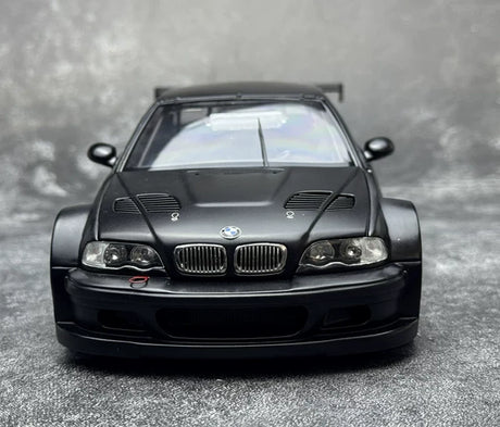 DCM BMW 2001 M3 GTR E46 Black 1:18 – Modello da collezione in pressofuso