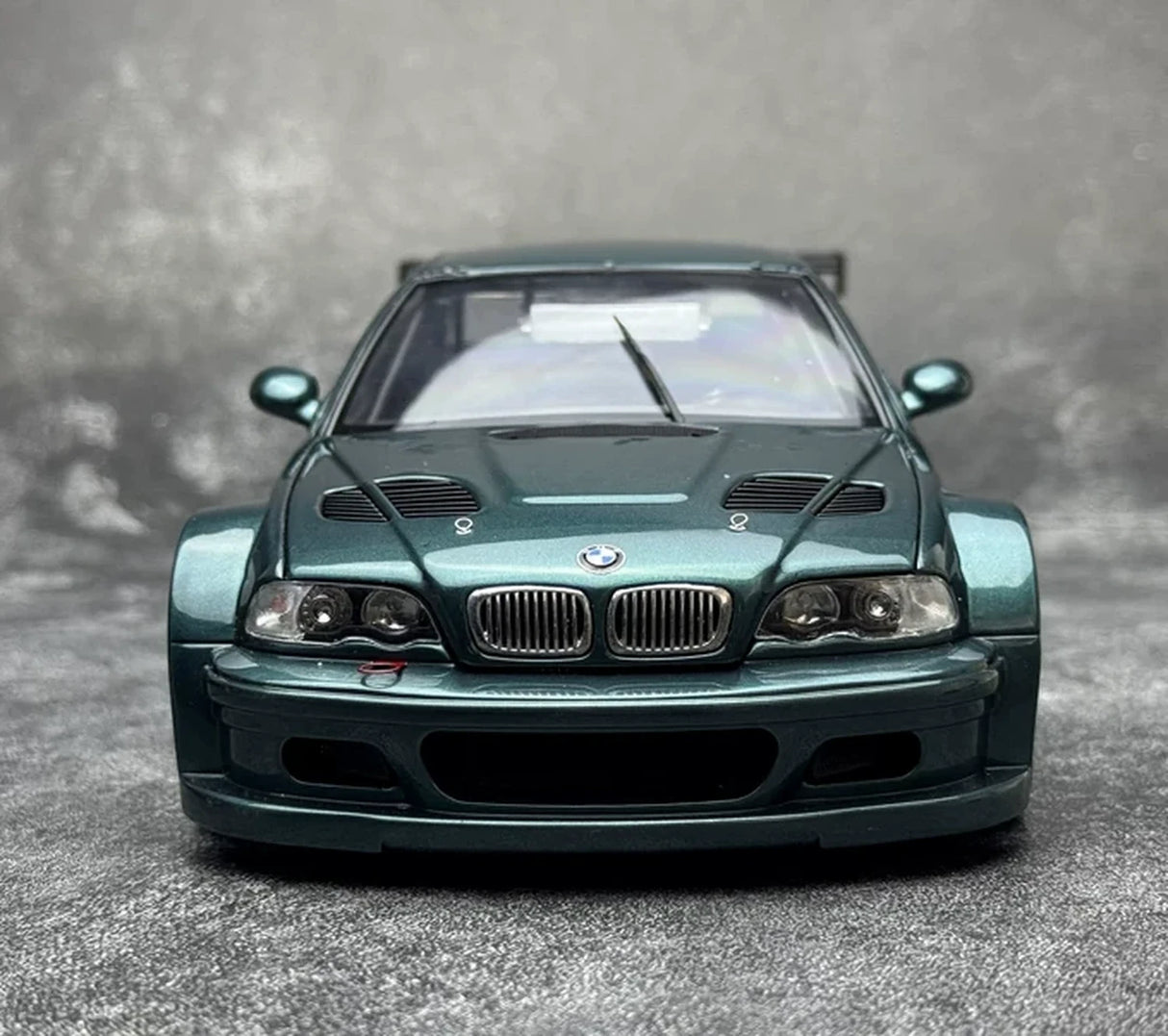 DCM BMW 2001 M3 GTR E46 Blue 1:18 – Modello da collezione in metallo pressofuso