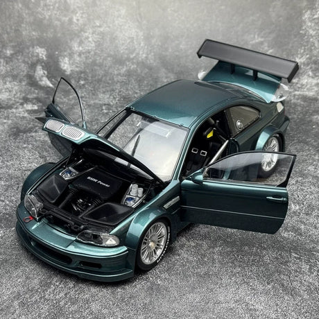 DCM BMW 2001 M3 GTR E46 Blue 1:18 – Modello da collezione in metallo pressofuso
