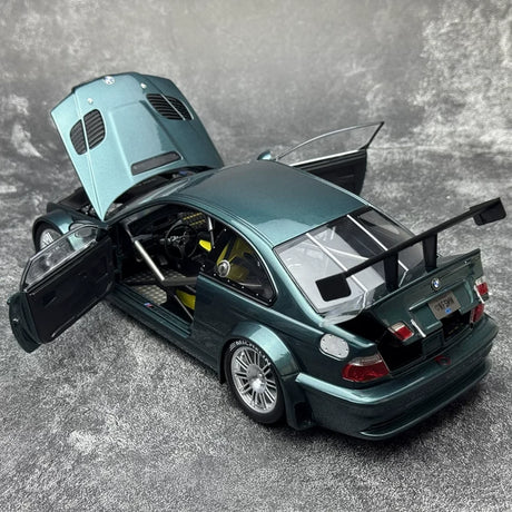 DCM BMW 2001 M3 GTR E46 Blue 1:18 – Modello da collezione in metallo pressofuso