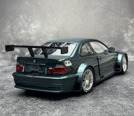 DCM BMW 2001 M3 GTR E46 Blue 1:18 – Modello da collezione in metallo pressofuso