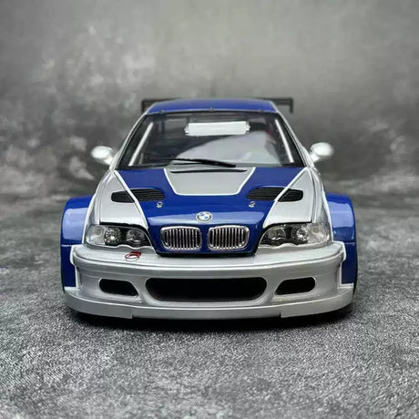 DCM BMW 2001 M3 GTR E46 1:18 blu e bianco – Modello da collezione pressofuso