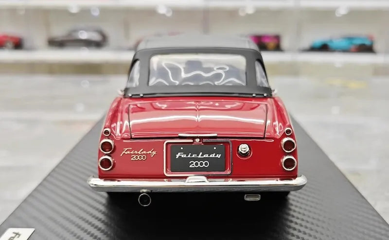 1:18 Datsun 1967 Fairlady 2000 SR311 Red Die Cast Model Car
