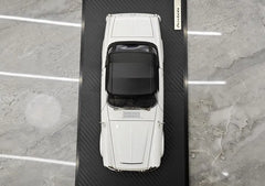 1:18 Datsun 1967 Fairlady 2000 SR311 White Die Cast Model Car