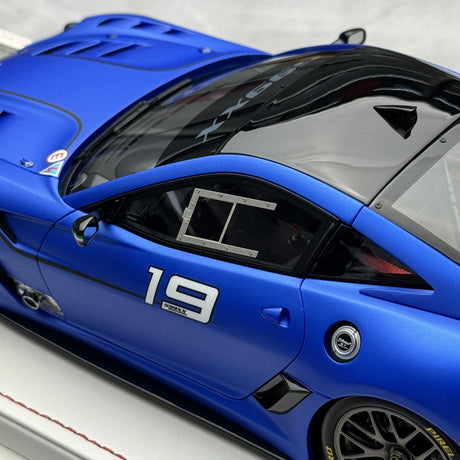 Ferrari 2011 599XX Evo #19 Modello da collezione in resina 1:18 blu opaco di Davis &amp; Giovanni - vista 8
