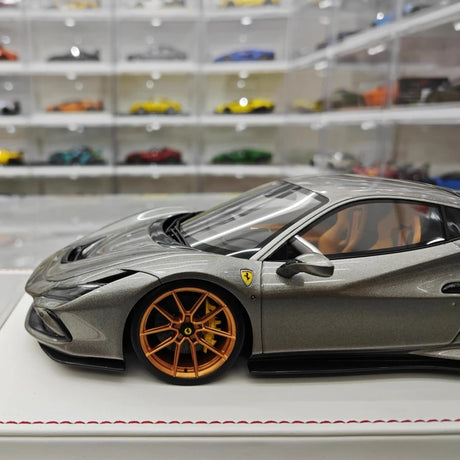 [Davis & Giovanni] 1:18 Ferrari 2019 F8 Tributo Novitec Gray Model Car Resin
