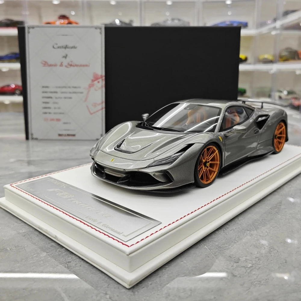 [Davis & Giovanni] 1:18 Ferrari 2019 F8 Tributo Novitec Gray Model Car Resin