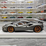 [Davis & Giovanni] 1:18 Ferrari 2019 F8 Tributo Novitec Gray Model Car Resin