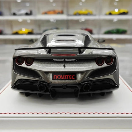 [Davis & Giovanni] 1:18 Ferrari 2019 F8 Tributo Novitec Gray Model Car Resin