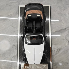 [Davis & Giovanni] 1:18 Rolls-Royce 2015 Dawn Novitec Spofec nero & bianco modellino di auto resina