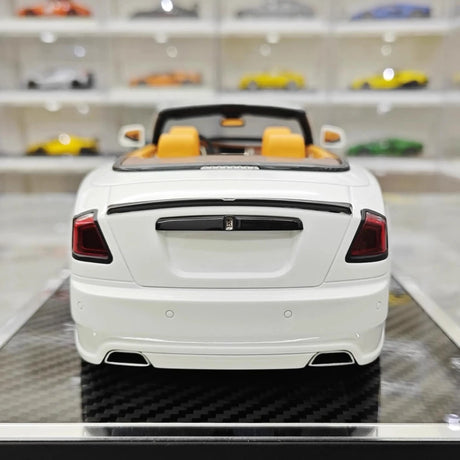 [Davis & Giovanni] 1:18 Rolls-Royce 2015 Dawn Novitec Spofec White Model Car Resin