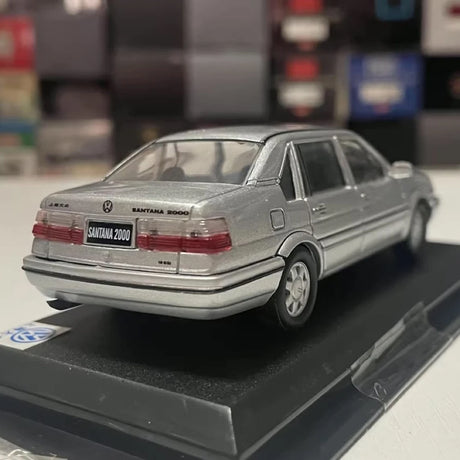[Del Prado] 1:43 Volkswagen 1995 Santana 2000 シルバー モデルカー Die-Cast