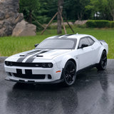 Dodge 2018 Challenger SRT Hellcat White 1:22 – model wyświetlacza odlewanego