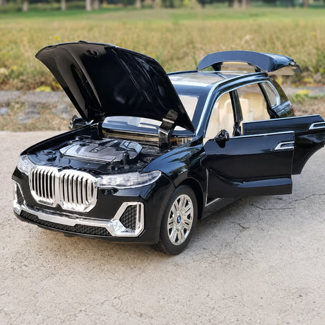 BMW 2019 G07 X7 xDrive40i Black 1:24 – valuvalettu näyttömalli