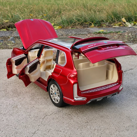 BMW 2019 G07 X7 xDrive40i Red 1:24 – model odlewu odlewanego