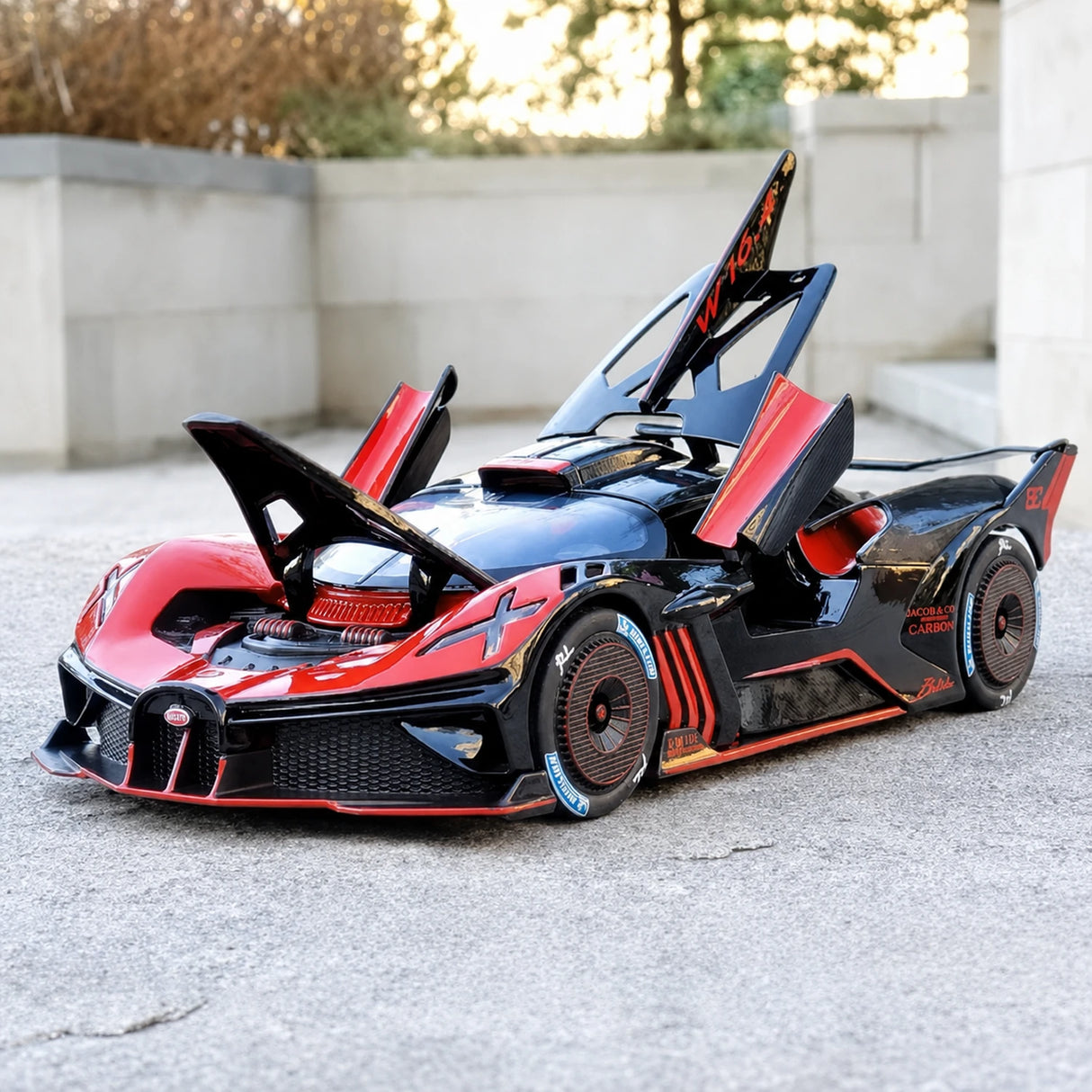 [TOY] 1:24 Bugatti 2021 Bolide rosso modellino di auto Die-Cast