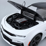 [TOY] 1:24 Chevrolet 2023 Camaro bianco modellino di auto Die-Cast