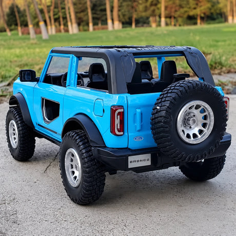 Ford 2021 Bronco أزرق 1:24 – نموذج عرض معدني مصبوب