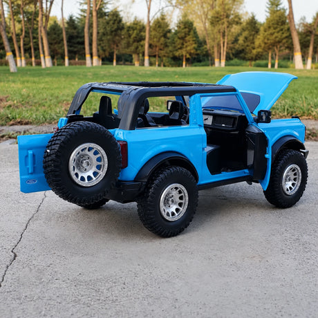 Ford 2021 Bronco أزرق 1:24 – نموذج عرض معدني مصبوب