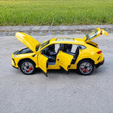 Lamborghini 2017 Urus Yellow 1:24 – Diecast Display Model Die-Cast