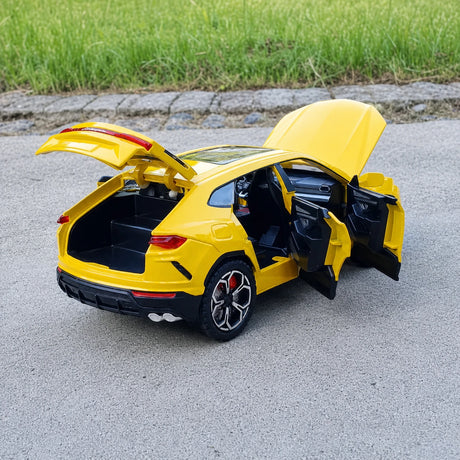 Lamborghini 2017 Urus Yellow 1:24 – Model wyświetlacza odlewany z odlewu