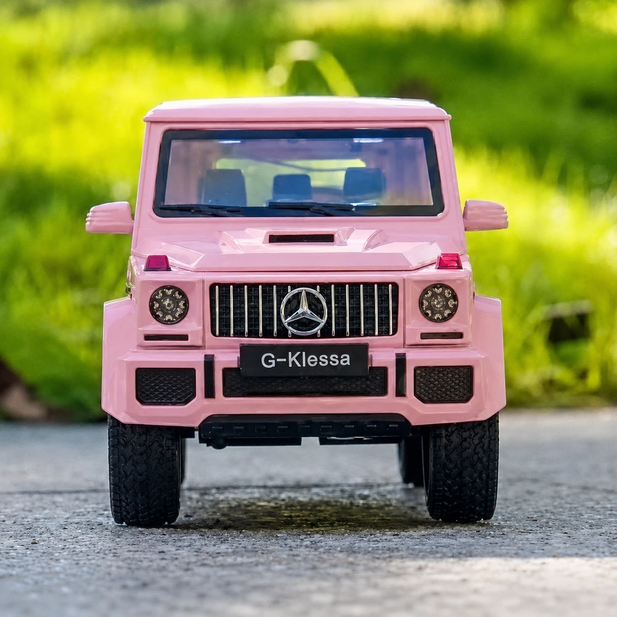 [TOY] 1:24 Mercedes-AMG 2015 G63 Pink Model Car Die-Cast
