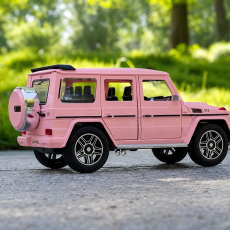 Mercedes-AMG 2015 G63 Pink 1:24 – Modèle d’exposition en métal moulé sous pression