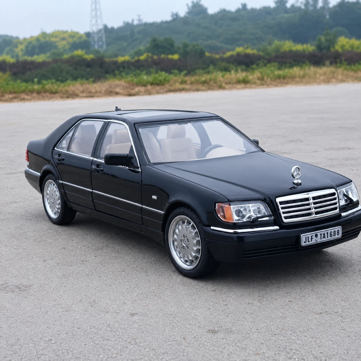 [TOY] 1:24 Mercedes-Benz 1991 600 SEL noir voiture miniature Die-Cast