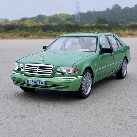 [TOY] 1:24 Mercedes-Benz 1991 600 SEL Green Model Car Die-Cast