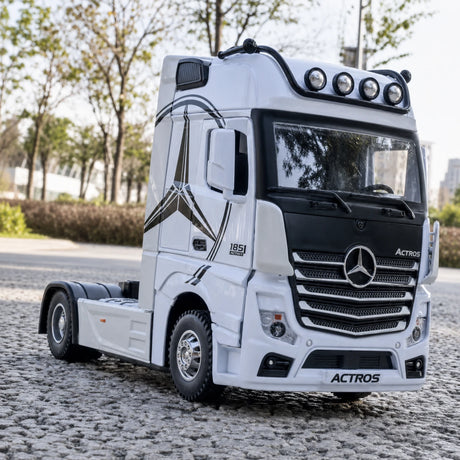 [TOY] 1:24 Mercedes-Benz 2012 Actros White Model Car Die-Cast