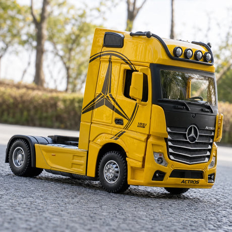 [TOY] 1:24 Mercedes-Benz 2012 Actros Yellow Model Car Die-Cast