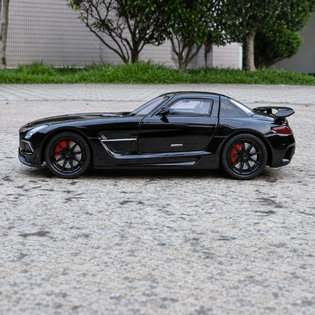 [TOY] 1:24 Mercedes-Benz 2013 SLS AMG Black Series Black Model Car Die-Cast