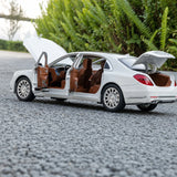 [TOY] 1:24 Mercedes-Benz 2016 E300L V213 White Model Car Die-Cast
