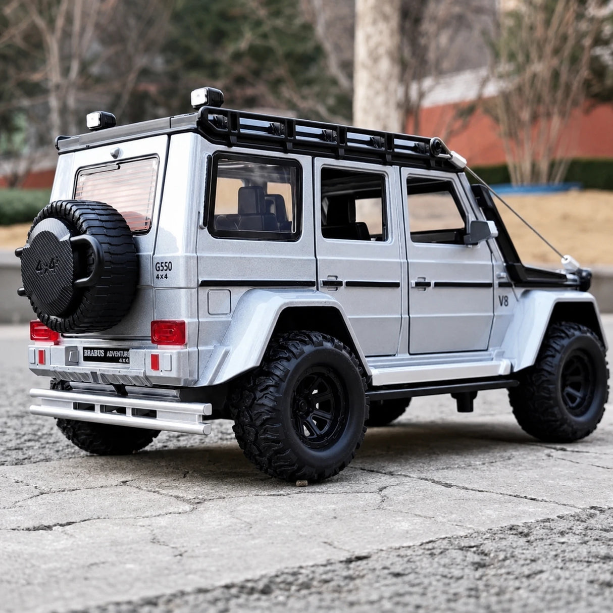 Mercedes-Brabus 2017 G550 4×4 1:24 bianco – modello espositivo pressofuso