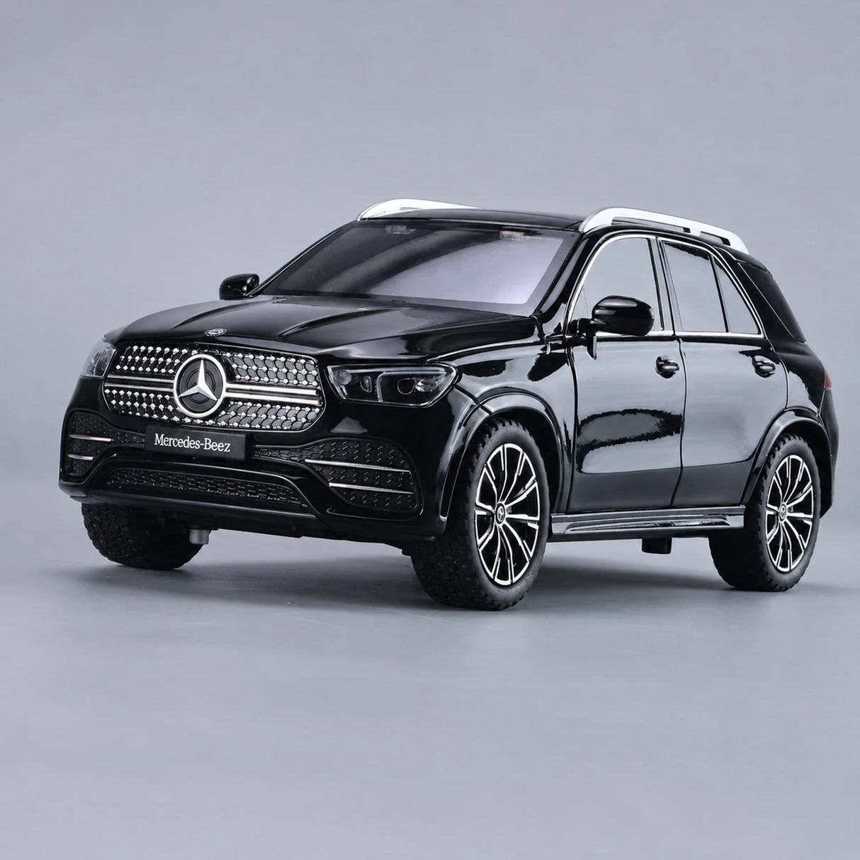 [TOY] 1:24 Mercedes-Benz 2020 GLE350 musta pienoismalli Die-Cast